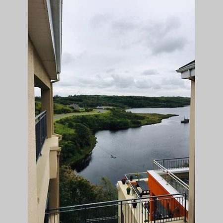 Apartment 4, Clifden Bay Apartments Exteriör bild